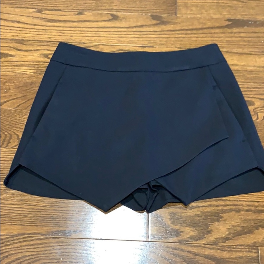 Aqua black skort